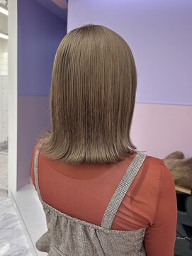 ガーランド(Girland) 【girland】透明感ベージュ/韓国風/レイヤーカット