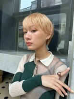 short × blonde