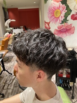 リリーコナー 武蔵小杉(LilyConnor) 武蔵小杉/メンズ/バーバー/フェード/ツイストスパイラル/パーマ