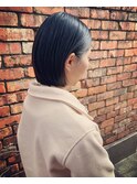 タイト×オールバックボブ