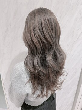 リー 京橋(Lee) 今里☆ブリーチしてグレーに☆