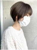 ショートヘア顔周りレイヤーブリーチダブルカラーショートボブ
