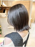 透明感カラー × 切りっぱなしボブ