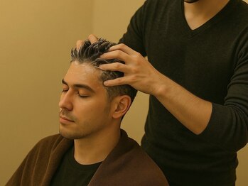 ヘアー ショップ ウェイブ(WAVE)の写真/頭皮から整える、男の身だしなみ。癒しと清潔感を叶える、男のための極上ヘッドスパ。