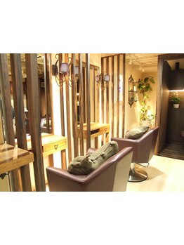 上質な空間が魅力のプライベートサロン＊リラックスして施術が受けられる贅沢な時間をお過ごしください♪