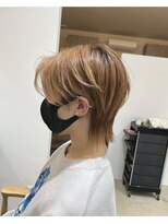 メルク(merc)&nbsp;ブリーチカラー/アッシュブラック/カルマパーマ/ウルフカット