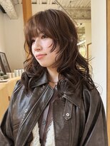ニール 名古屋 伏見 丸の内(NEELU)&nbsp;顔周りレイヤー マロンブラウン