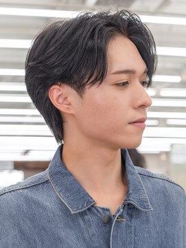 フィフス 栄(fifth) ビジネスシーンでも◎毛流れフェザーセンターパート