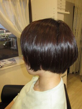 コアフィールフィス(COIFFURE fils) 襟足すっきりショート