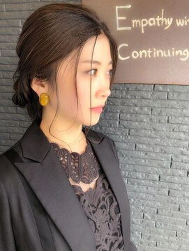 ヘアアンドビューティー クローバー(Hair&Beauty Clover) およばれスタイル/アッシュオリーブ