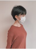 ショートスタイル/ニュアンスカラー/ぱっつん前髪
