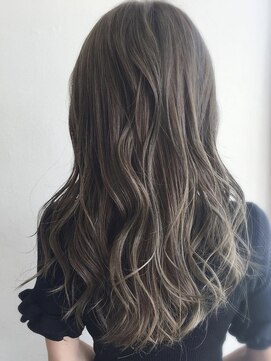 アウリィ(Aulii) 透明感×ツヤ◎外国人風ゆるふわロング☆アッシュ/グレージュ