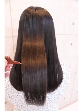 ワンヘアーアシスト(ONE HAIR assist) 【ONE HAIR】高浸透ウルティア5stepトリートメント☆