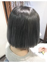 ヘアスタジオ クー(Hair Studio XYY) シークレットハイライト　ナチュラルグレー