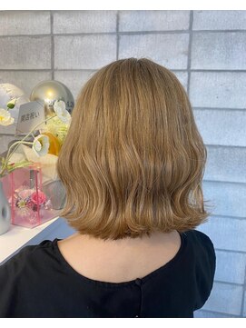 ビンナ(BINNA) ふんわりペールベージュ☆