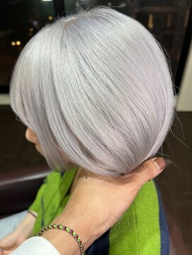 テテ(TETE) ホワイトカラー 心斎橋×長堀橋