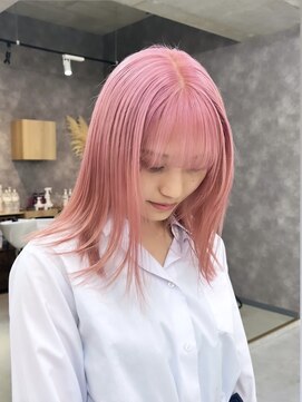 リル 溝の口(LiL) ピンクカラー/溝の口/ブリーチ/ダブルカラー/レイヤーカット