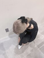 ティム(tim) ホワイトベージュ×ベージュ