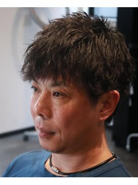 イズミプラス(IZUMI+) ツイストピンパーマ