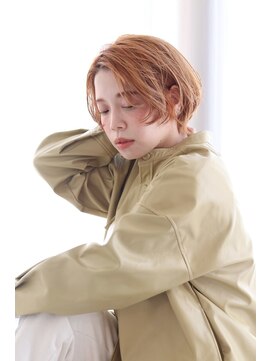 ビューティーアンドフリーハコ(Beauty&Free HACO) 大人ハイトーン×マッシュショート×センターパート