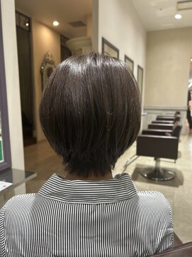 シャンプーボーイ セントラル 博多(SHAMPOO BOY central) ショート/ショートボブ/切りっぱなし/博多