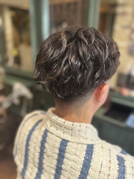 モナン(monan) ソフトスペインカール/メンズパーマ/スパイラルパーマ/フェード