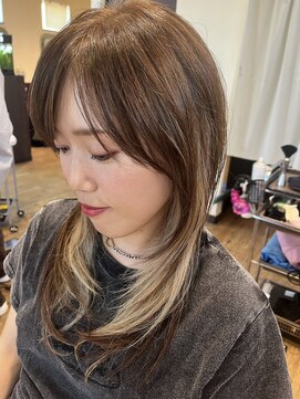 ヘアースタジオ モモ(Hair studio MoMo) ハイレイヤー×インナーカラー