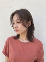 クシェル バイ リリア(kuschel by LILIA.)&nbsp;顔まわりが軽いミディアムウルフ
