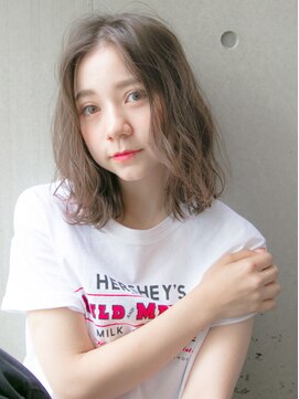 リリアン 青山(relian) グレージュカラーで柔らかい印象に☆