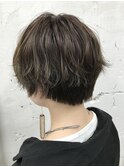 ショートボブ