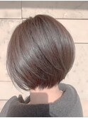 前下がりショートボブ