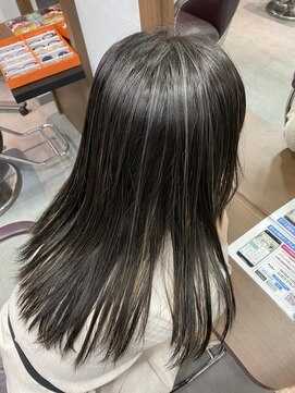 ノラ ウメダ(NORA UMEDA) 【NORA UMEDA 高木】 3D,ハイライトカラー,ホワイト,グレージュ