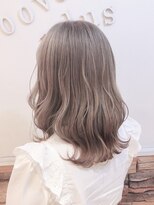 グルーヴ グルーヴ フェエリー(groove groove feerie)&nbsp;ワンブリーチからのミルクティーグレージュで大変身♪