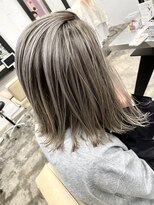 ディーカヘアーセンダイ(Di KA HAIR sendai)&nbsp;シャドウルーツ/ボブ/外ハネ/ホワイティアッシュ/大人ボブ