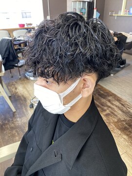 シリー(SILLY) 沖縄メンズ波巻きスパイラルパーマ