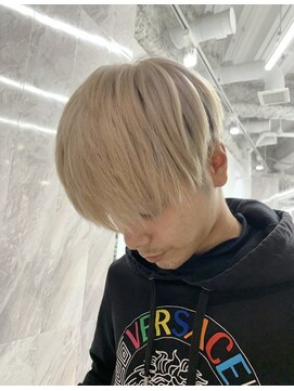 エイト 難波店(EIGHT namba) ホワイトベージュ