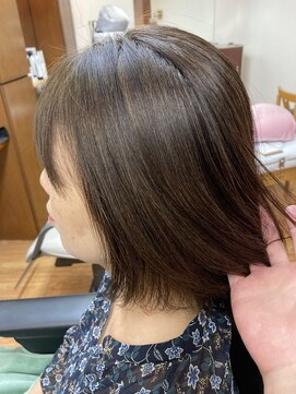 ウカ(UKA) ブローだけで決まる!ぷるツヤ縮毛矯正☆