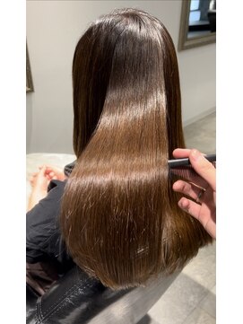 グレア(Glare) 美髪矯正×レイヤースタイル