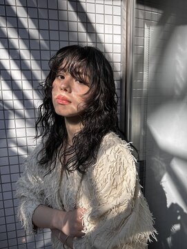 マグノリア(MAGNOLIA) 顔まわりにポイントカット/くせ毛風パーマ/ウェーブパーマTOM