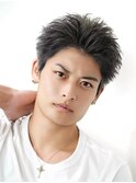 刈り上げなしグレージュスパイキーショート