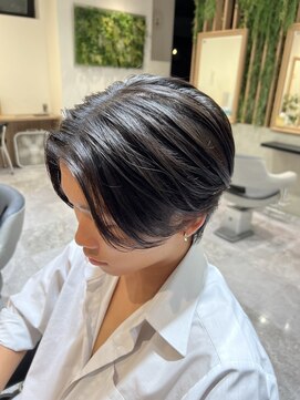 イメージア 藤が丘店(IMAGE A) センターパート黒髪ツーブロックショート＠20代30代40代50代