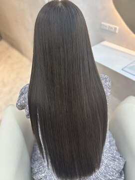 エス(Ess) ワイドバング/ホワイトブロンド[髪質改善/ヘアセット/大宮]