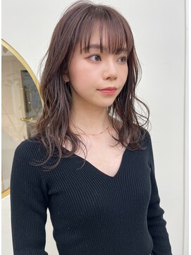 アーバン(URBAN.) 【低めのレイヤーで柔らかレイヤー】KANAKO