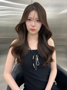 アイヴァン(AIVAN) 韓国風ヘア/くびれ巻き/レイヤーカット