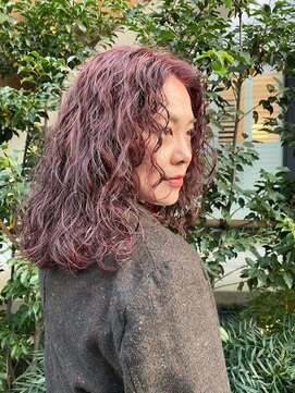 ストラマ(STRAMA) harumiyaミディアムパーマ ピンクヴァイオレット