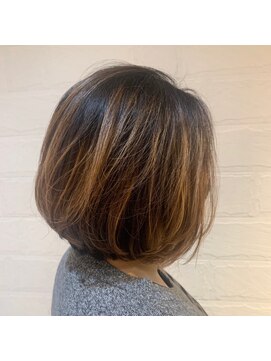 イーチ ヘアーアンドトータルビューティ(each hair&total beauty) coolボブ 【青木元子】