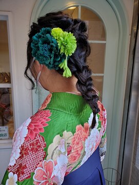 アンテシニヨン(Un the Shiniyon) 袴ヘアアレンジ