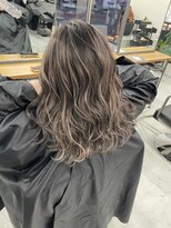 エイル 茶屋町(Eir)&nbsp;【ハイライト】【ブリーチ】【髪質改善】【トリートメント】