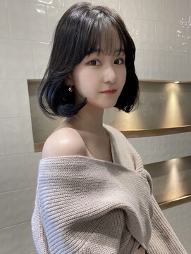 アイヴィ 表参道(IVY) 韓国ボブタッセルカット大人ガーリーワンカールボブ黒髪ボブ