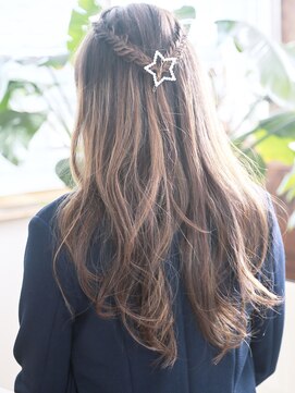 アラワラブルー(arrawarra blue) お手軽ハーフアップ/20代/30代/40代/50代/倉敷/白楽町